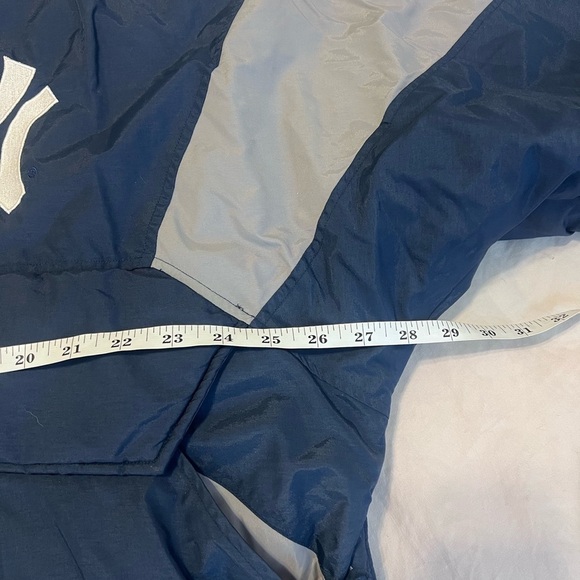 NY Yankees Pullover Jacket – Size L | Navy Blue Colorblock Hooded Windbreaker - Picture 8 of 9
